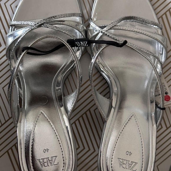 Zara Metallic high heels - Picture 3 of 5